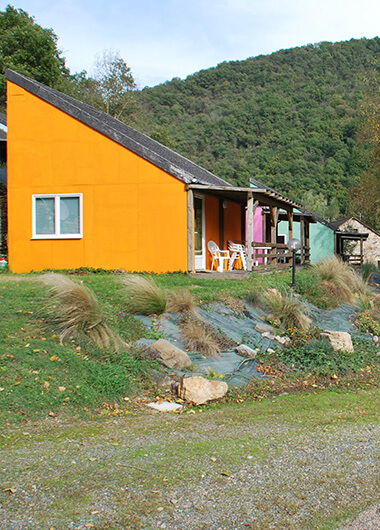 Lodges confort 4 personnes en location au camping en Aveyron Domaine L’Écrin Vert 